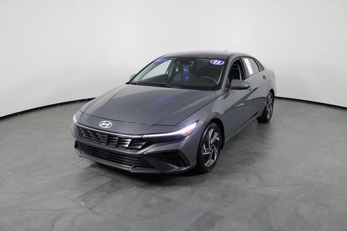 2025 Hyundai ELANTRA HEV Limited