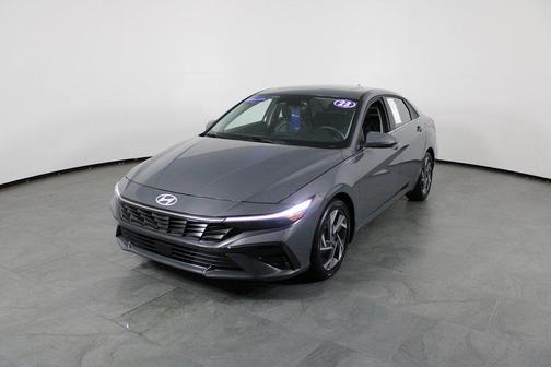 2025 Hyundai ELANTRA HEV Limited