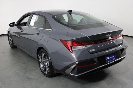 2025 Hyundai ELANTRA HEV Limited