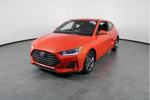 2019 Hyundai Veloster 2