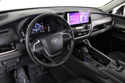 Celestial Silver Metallic 2024 Toyota Grand Highlander XLE