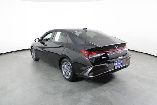 Abyss Black 2024 Hyundai ELANTRA SEL
