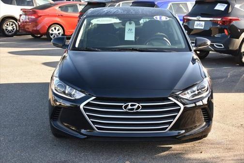 2018 Hyundai ELANTRA SE