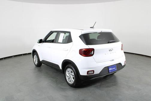 Lunar White 2025 Hyundai VENUE SE