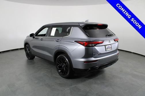 2023 Mitsubishi Outlander SE Black Edition 2WD