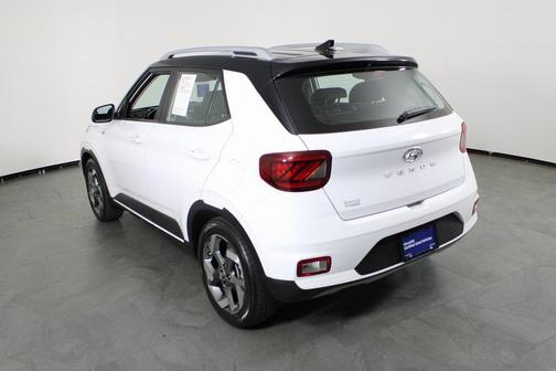 2022 Hyundai VENUE Limited