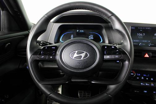 2025 Hyundai ELANTRA Sport