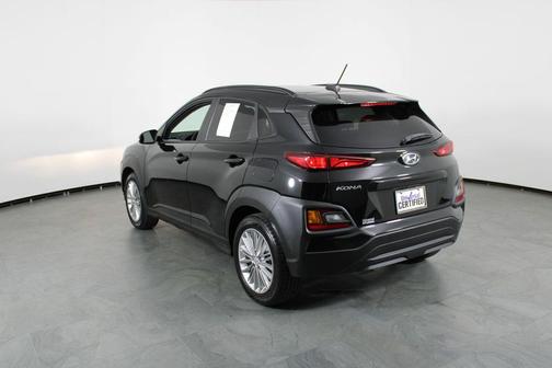 Ultra Black 2021 Hyundai KONA SEL