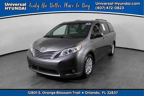 2017 Toyota Sienna XLE