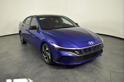 2025 Hyundai ELANTRA Sport