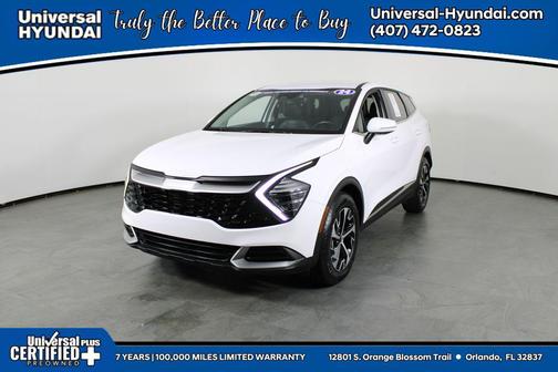 Glacial White Pearl 2024 Kia Sportage EX