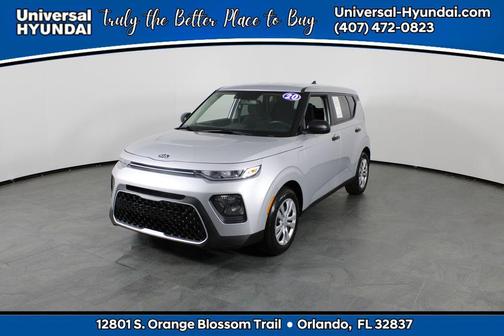 Sparkling Silver 2020 Kia Soul LX