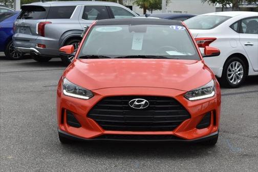 2019 Hyundai Veloster 2