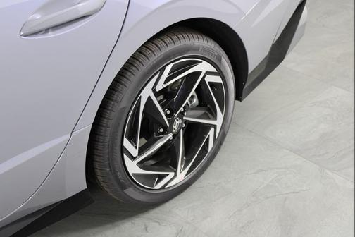 2026 Hyundai SONATA SEL