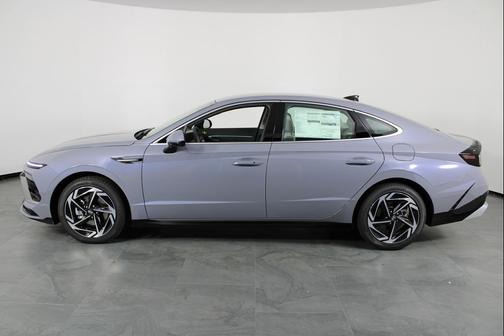 2026 Hyundai SONATA SEL