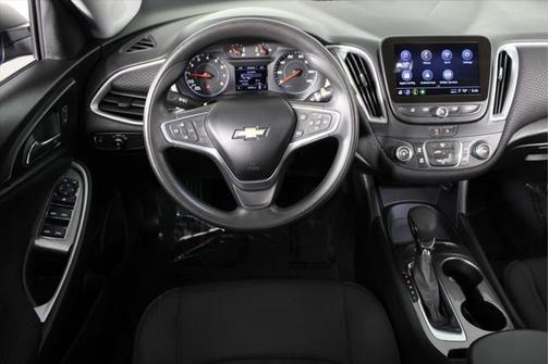 2022 Chevrolet Malibu 1LS