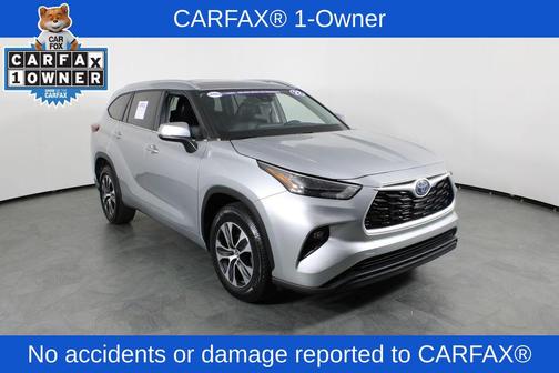 2022 Toyota Highlander Hybrid XLE
