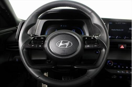 2025 Hyundai ELANTRA Sport