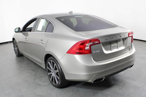 2016 Volvo S60 T6 Drive-E