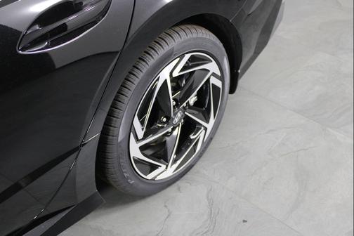 2026 Hyundai SONATA SEL