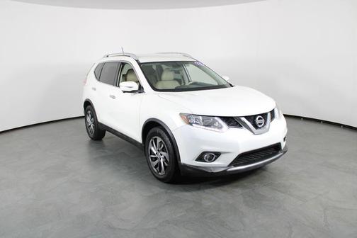 Pearl White 2015 Nissan Rogue SL
