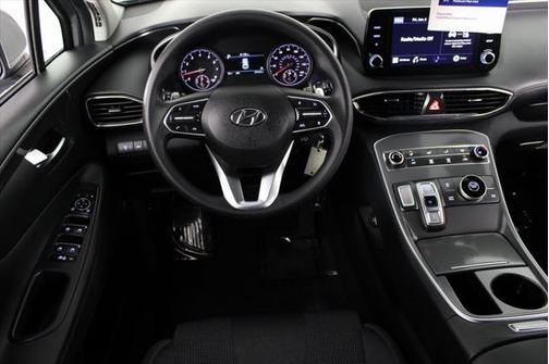 2022 Hyundai SANTA FE SE