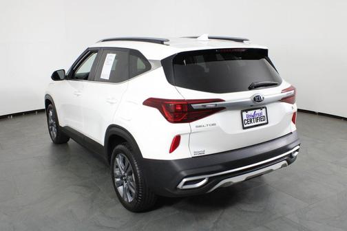 Snow White Pearl 2021 Kia Seltos S