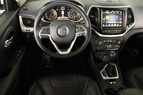 True Blue Pearlcoat 2016 Jeep Cherokee Limited
