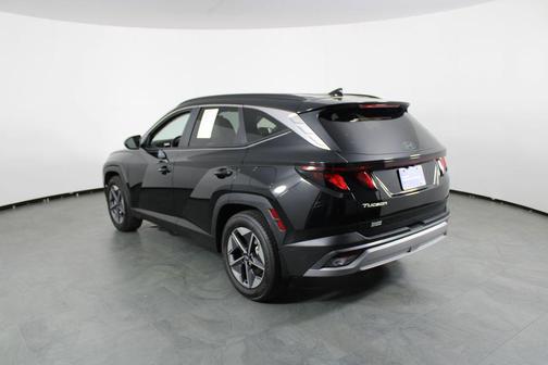 Phantom Black 2026 Hyundai TUCSON SEL