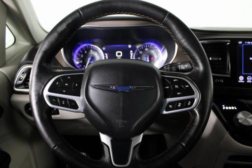 2019 Chrysler Pacifica Touring-L Plus
