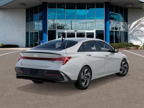 2025 Hyundai ELANTRA Sport
