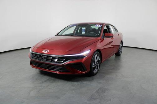 2025 Hyundai ELANTRA SEL