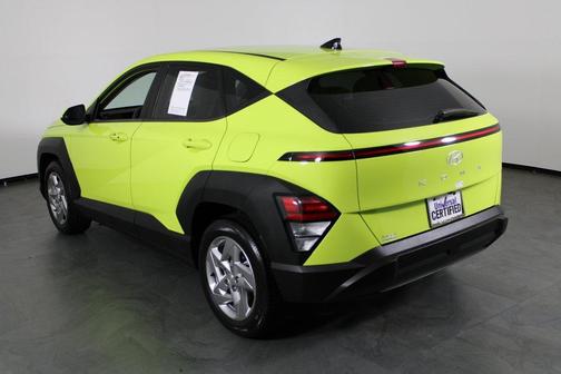 2024 Hyundai KONA SE