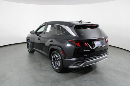 Phantom Black 2026 Hyundai TUCSON SEL