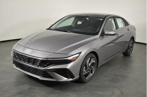 2025 Hyundai ELANTRA SEL