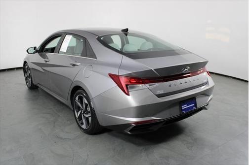 2021 Hyundai ELANTRA Limited