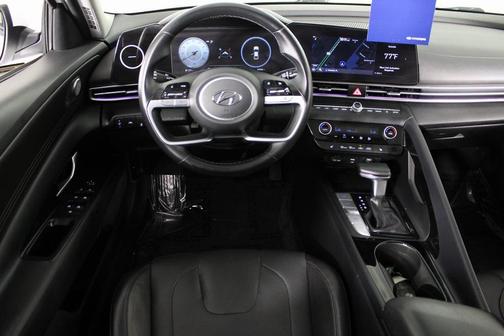 2021 Hyundai ELANTRA Limited