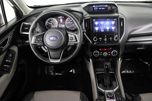 Crystal White Pearl 2019 Subaru Forester Limited