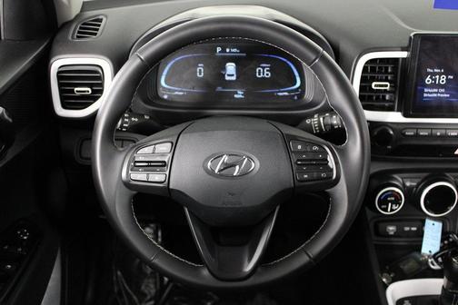2024 Hyundai VENUE Limited