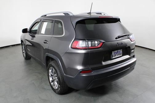 Granite Crystal Metallic Clearcoat 2019 Jeep Cherokee Latitude Plus