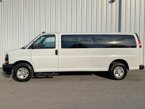 2022 Chevrolet Express 3500 RWD 3500 Extended Wheelbase LS