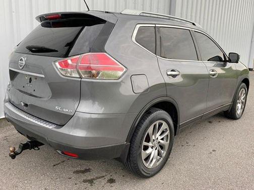 2015 Nissan Rogue SL