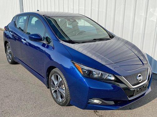 2022 Nissan Leaf SV