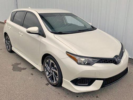 2016 Scion iM Base