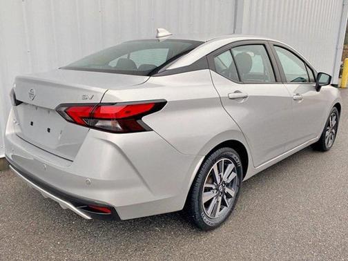2021 Nissan Versa 1.6 SV