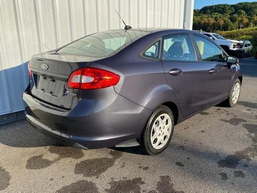 2013 Ford Fiesta SE