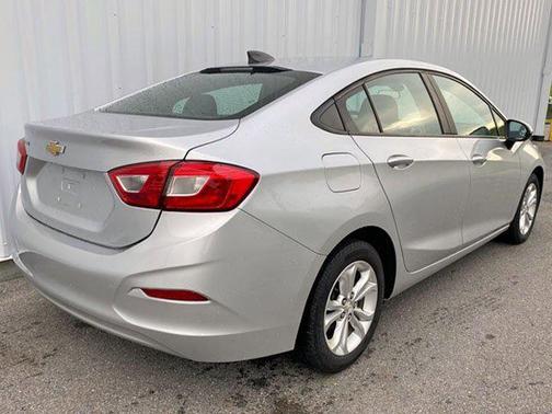 2019 Chevrolet Cruze LS