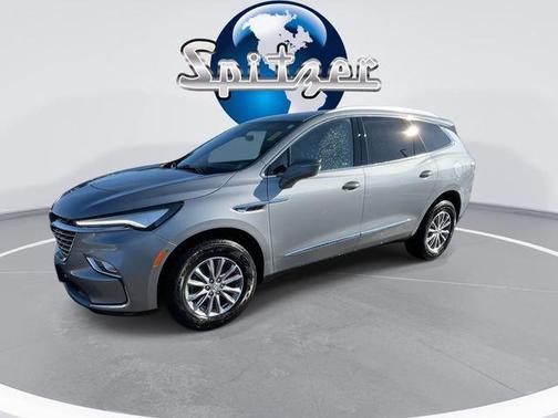 2024 Buick Enclave Essence AWD