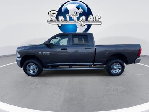 2018 RAM 3500 Tradesman Crew Cab 4x4 6'4' Box
