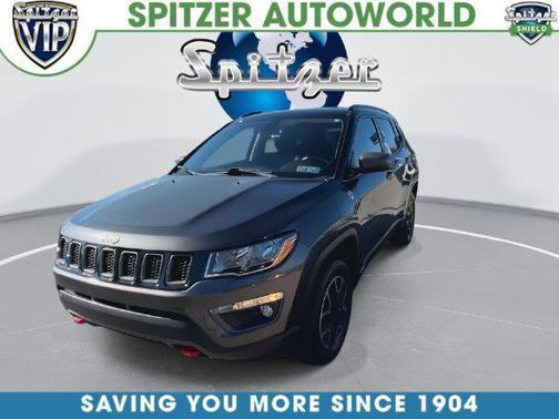 Granite Crystal Metallic Clearcoat 2018 Jeep Compass Trailhawk